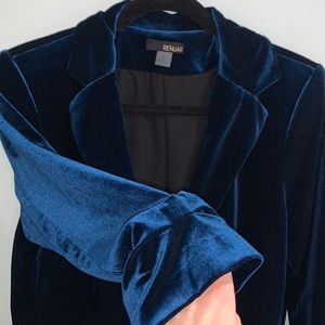 Blue velvet blazer